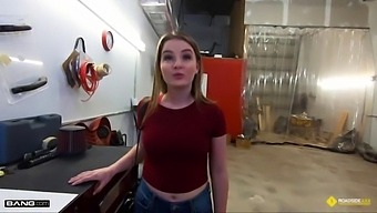 Roadside Encounter: Busty Vlogger Satisfies Mechanic With Big Dick