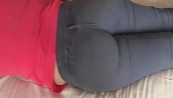 Cumshot In Her Amazing Rear End