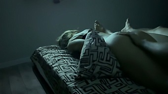 Ljubimec Mojega Prijatelja Doseže Vrhunec Z Mojo Pomočjo