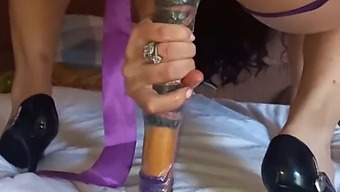 A Woman Uses Sex Toys To Achieve Orgasm And Female Ejaculation