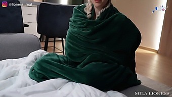 My Step-Sister And I Snuggled In Bed While On Vacation, Leading To An Unexpected Ejaculation On Her Underwear